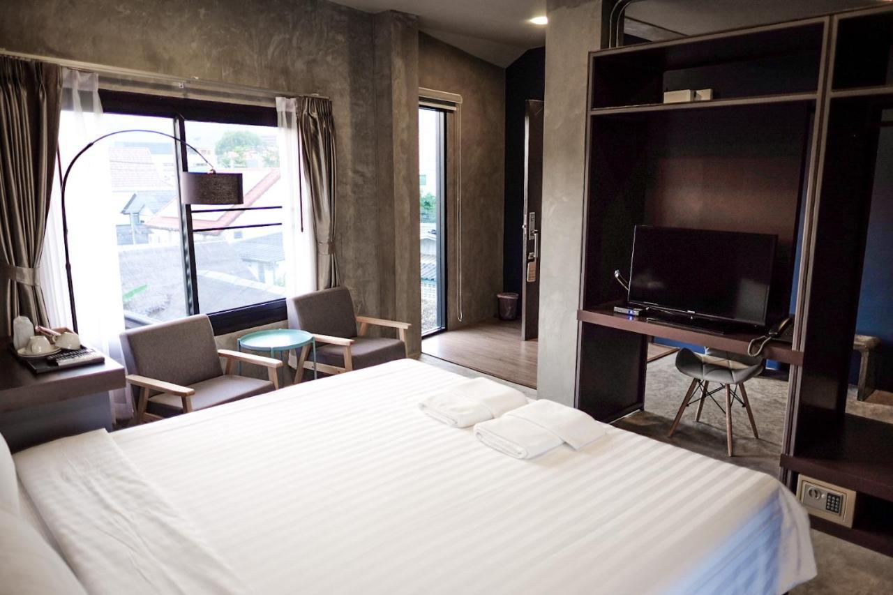 Werun Nimbly Chiang Mai Hostel Ngoại thất bức ảnh